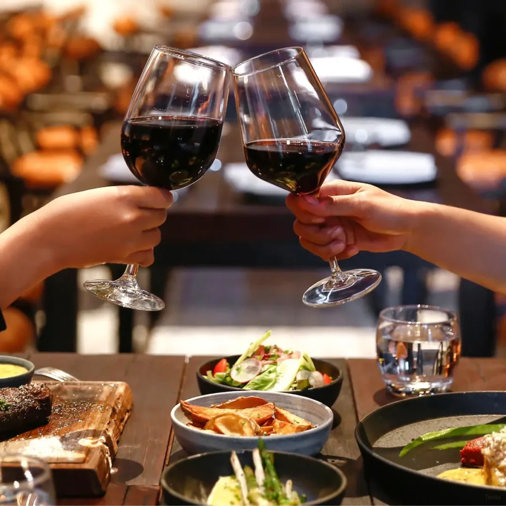 Flamenco y cena en restaurante en Granada