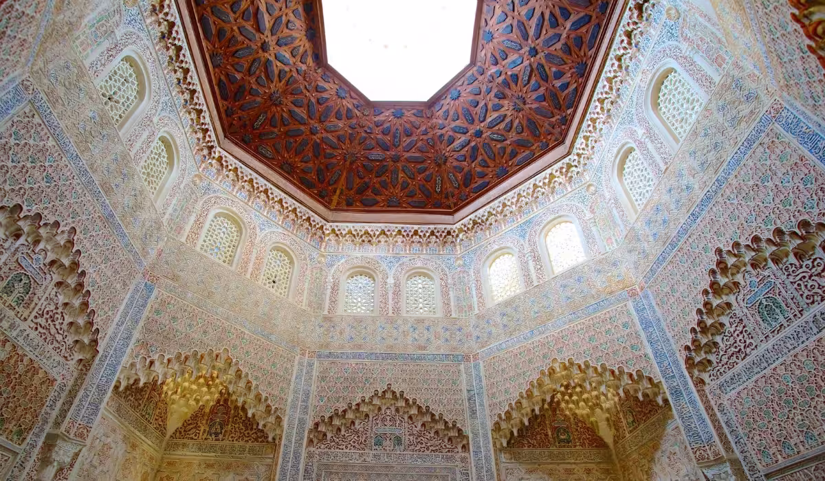 que hacer en granada - la Madraza